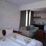 Πανσιόν Ivet Guest - *
