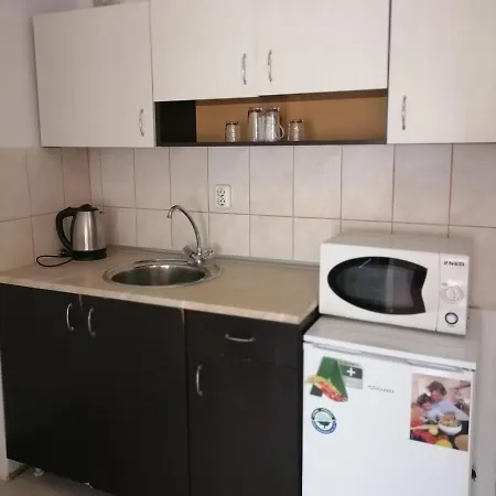 Ivet Guest - * Obzor